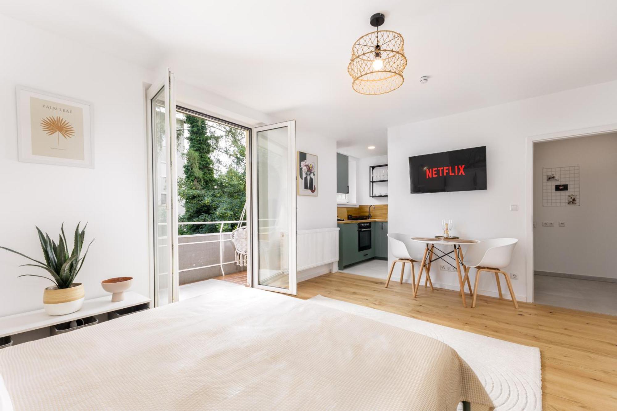Design-Apartment In Linz Mit Netflix & Balkon 外观 照片
